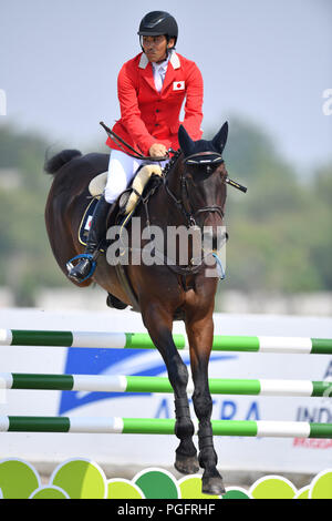 Jakarta, Indonesia. Credito: MATSUO. 26 Ago, 2018. Yoshiaki Oiwa (JPN) Equestrian : team di gestione eventi singoli saltando al internazionale di Giacarta Parco equestre durante il 2018 Jakarta Palembang giochi asiatici in Jakarta, Indonesia. Credito: MATSUO .K AFLO/sport/Alamy Live News Foto Stock