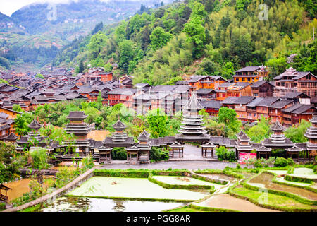 Dong Village,architettura antica,dazi,Dress,meglio conservati in Cina,Zhaoxing Village,Guizhou,PRC,Repubblica Popolare Cinese,Cina Foto Stock