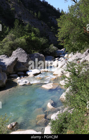 Close-up del chiaro Verdon Canyon in Provenza Francese, Verdon Gorges du Foto Stock