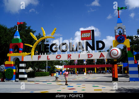 Ingresso al parco divertimenti di Legoland, Winter Haven, Florida Foto Stock