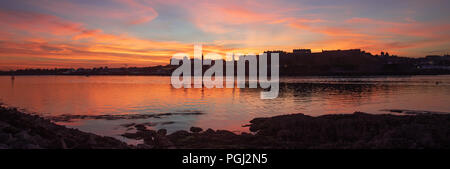 Plymouth sfolgorante tramonto da Mountbatten Foto Stock