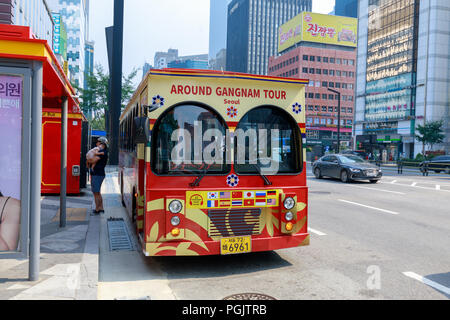 Seoul, Corea del Sud - 21 lug 2018 : intorno a Gangnam City Tour Course in corrispondenza della stazione Foto Stock