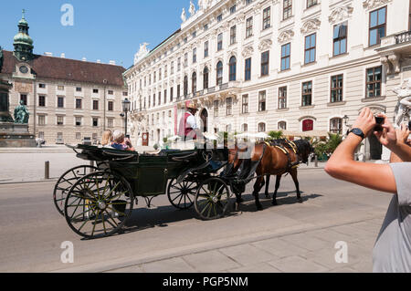 Amalienburg, cortile interno, parte della Hofburg di Vienna, Austria Foto Stock