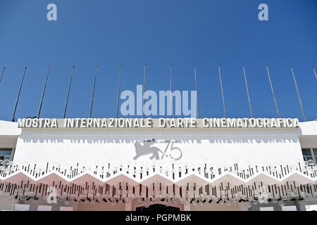 Venezia, Italia. 28 Agosto, 2018. 75° Festival del Cinema di Venezia, nell'immagine: il Palazzo del Cinema Credit: Indipendente Agenzia fotografica/Alamy Live News Foto Stock