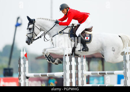 Jakarta, Indonesia. 28 Agosto, 2018. Daisuke Fukushima (JPN) : equestre di salto di qualificazione individuale a Jakarta Equestre Internazionale Park durante il 2018 Jakarta Palembang giochi asiatici in Jakarta, Indonesia . Credito: Naoki Morita AFLO/sport/Alamy Live News Foto Stock