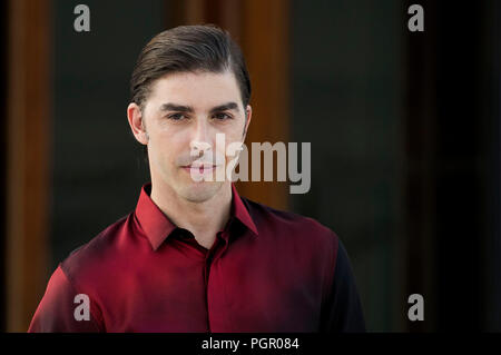 Ospite del Festival Michele Riondino assiste un photocall davanti al settantacinquesimo Venezia Film Vestival al Palazzo del Casinò su agosto 28, 2018 a Venezia, Italia. Foto Stock