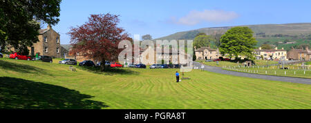 Bainbridge villaggio verde, Richmondshire, North Yorkshire, Inghilterra, Regno Unito Foto Stock