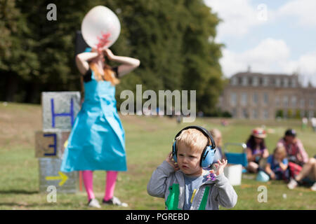 "Completamente prenotato teatro teatro per bambini azienda prestazioni a Greenbelt festival Foto Stock