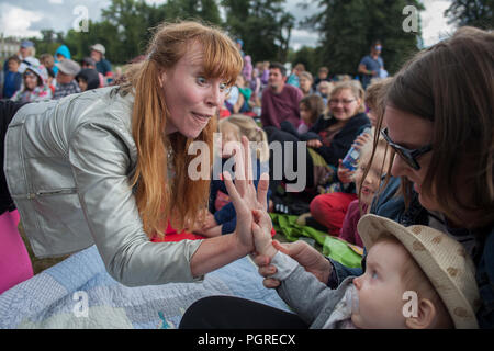 Completamente prenotato produzione teatrale di spazio principessa ribelle a Greenbelt Festival 2018 Foto Stock