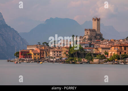 Malcesine, Lago di Garda, Verona, Veneto, Italia, Europa Foto Stock