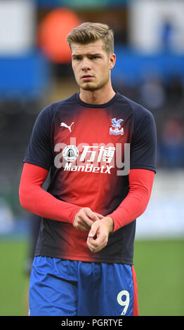 Il Palazzo di Cristallo Alexander Sorloth durante il Carabao Cup, secondo round in abbinamento al Liberty Stadium, Swansea. Stampa foto di associazione. Picture Data: martedì 28 agosto, 2018. Vedere PA storia SOCCER Swansea. Foto di credito dovrebbe leggere: Simon Galloway/filo PA. Restrizioni: solo uso editoriale nessun uso non autorizzato di audio, video, dati, calendari, club/campionato loghi o 'live' servizi. Online in corrispondenza uso limitato a 120 immagini, nessun video emulazione. Nessun uso in scommesse, giochi o un singolo giocatore/club/league pubblicazioni. Foto Stock