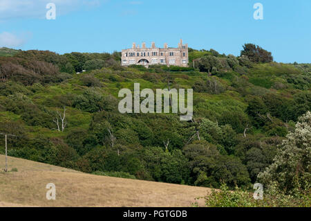 Brook Hill House sull'Isola di Wight è stato costruito per Sir Charles Seely da sir Aston Webb all inizio del XX secolo. In seguito affittata da JB Priestley. Foto Stock