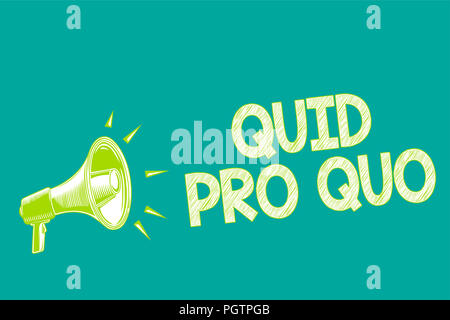 Testo che mostra segni di contropartite. Foto concettuale di un favore o vantaggio concesso o previsto nel ritorno di qualcosa di megafono altoparlante backgroun verde Foto Stock