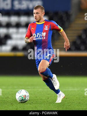 Il palazzo di cristallo di Max Meyer durante il Carabao Cup, secondo round in abbinamento al Liberty Stadium, Swansea. Stampa foto di associazione. Picture Data: martedì 28 agosto, 2018. Vedere PA storia SOCCER Swansea. Foto di credito dovrebbe leggere: Simon Galloway/filo PA. Restrizioni: solo uso editoriale nessun uso non autorizzato di audio, video, dati, calendari, club/campionato loghi o 'live' servizi. Online in corrispondenza uso limitato a 120 immagini, nessun video emulazione. Nessun uso in scommesse, giochi o un singolo giocatore/club/league pubblicazioni. Foto Stock