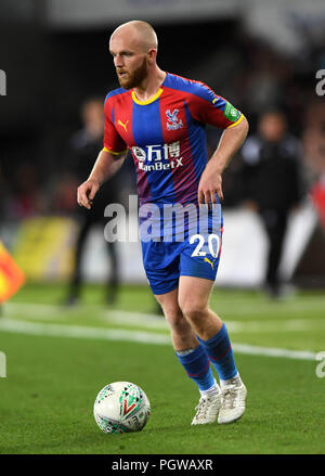 Il palazzo di cristallo di Jonathan Williams durante il Carabao Cup, secondo round in abbinamento al Liberty Stadium, Swansea. Stampa foto di associazione. Picture Data: martedì 28 agosto, 2018. Vedere PA storia SOCCER Swansea. Foto di credito dovrebbe leggere: Simon Galloway/filo PA. Restrizioni: solo uso editoriale nessun uso non autorizzato di audio, video, dati, calendari, club/campionato loghi o 'live' servizi. Online in corrispondenza uso limitato a 120 immagini, nessun video emulazione. Nessun uso in scommesse, giochi o un singolo giocatore/club/league pubblicazioni. Foto Stock