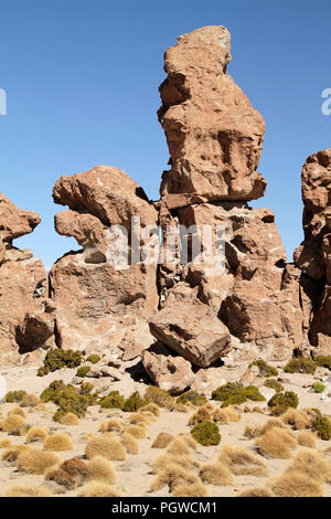 Incredibili formazioni rocciose in Salar de Uyuni, Bolivia Foto Stock