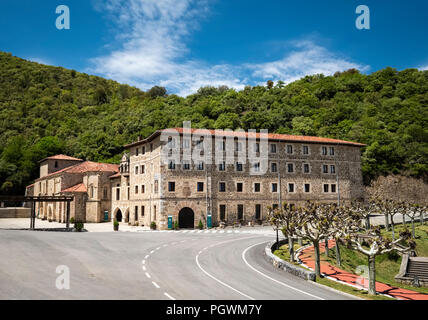 Monastero di Santo Toribio de Liébana, comune Camaleño, Picos de Europa, Cantabria, SPAGNA Foto Stock