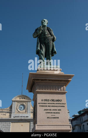 Luigi Orlando monumentin della parte anteriore del suo cantiere navale Foto Stock