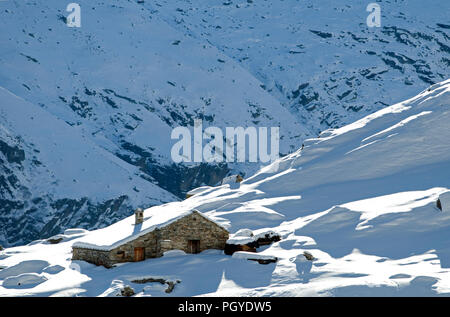 Italia - Alpi - Parco Nazionale Gran Paradiso - Chalet di alta dei pascoli Foto Stock