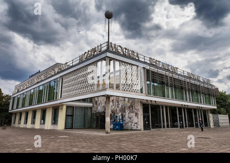Era socialista edificio, Karl Marx Alee, Berlino, Germania Foto Stock