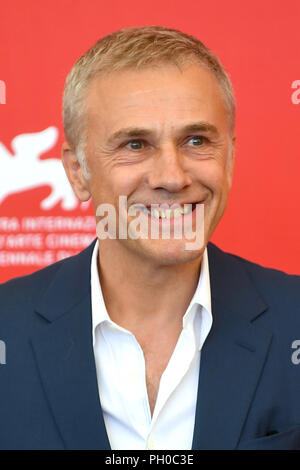 Venezia, Italia. 29 Agosto, 2018. Christoph Waltz assiste la giuria photocall durante il settantacinquesimo Venice Film Festival presso la Sala Casinò di Venezia. Paolo Treadway/Alamy Live News Foto Stock