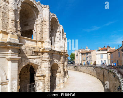 L'anfiteatro di Arles (Les Arènes d'Arles, Arles, Provenza, Francia Foto Stock