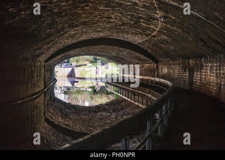 Il Curzon Street canal tunnel, Birmingham Foto Stock