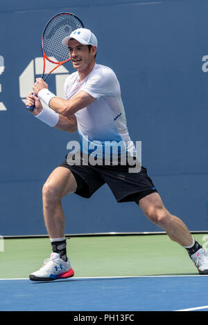 Andy Murray (GBR) competono al 2018 US Open di Tennis. Foto Stock