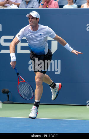 Andy Murray (GBR) competono al 2018 US Open di Tennis. Foto Stock