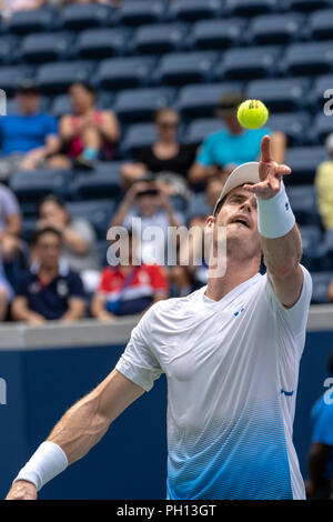 Andy Murray (GBR) competono al 2018 US Open di Tennis. Foto Stock