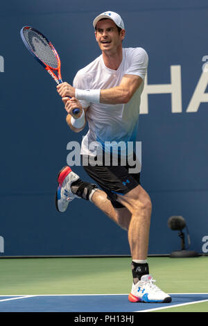 Andy Murray (GBR) competono al 2018 US Open di Tennis. Foto Stock