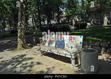 Bihac, Bosnia Erzegovina. Arte di strada nel centro della città Foto Stock