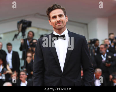 Venezia, Italia, 29 Agosto, 2018 : Il regista italiano Andrea Pallaoro, 'Orizzonti' membro della giuria al settantacinquesimo Venice International Film Festival, presso il tappeto rosso. Settantacinquesimo Venice International Film Festival 2018 Foto © Ottavia Da Re/Sintesi/Alamy Live News Foto Stock