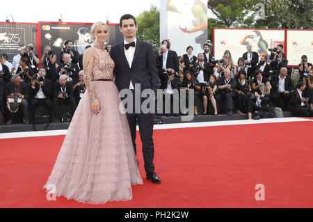 Olivia Hamilton e Damien Chazelle frequentando il 'primo uomo' premiere al settantacinquesimo Venice International Film Festival presso il Palazzo del Cinema il 29 agosto 2018 a Venezia, Italia | Verwendung weltweit Foto Stock