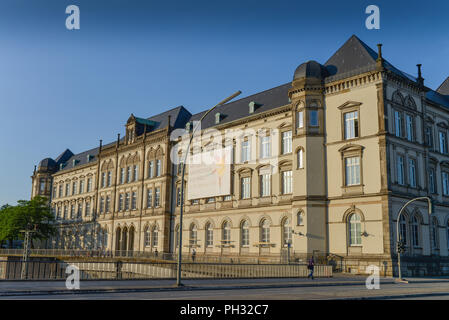 Museum für Kunst und Gewerbe, Steintorplatz, St. Georg, Amburgo Foto Stock