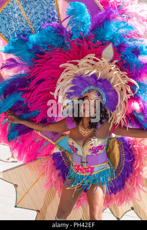 Canada, Québec, Montreal, Carifiesta 2018, parata dei Caraibi e carnevale Foto Stock