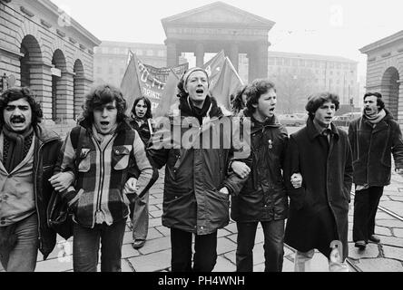 Il grande inglese attrice Vanessa Redgrave è sempre stato politicamente impegnato, qui a Milano (Italia) nel gennaio 1978 partecipa a una dimostrazione durante la comunità internazionale di marzo organizzato dalla tomba (Trozkista ispirato) per la difesa dei diritti dei lavoratori. Foto Stock