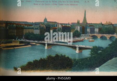 Panorama del Fiume Senna con la Torre Eiffel a distanza, Parigi, c1920. Artista: sconosciuto. Foto Stock