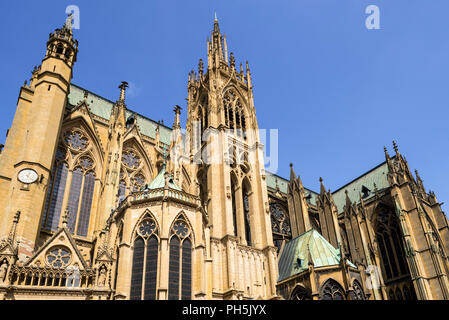 Il francese gotica del Duomo di Santo Stefano di Metz / Cathédrale Saint-Étienne de Metz / cattedrale di Metz nella città di Metz, Moselle, Lorena, Francia Foto Stock