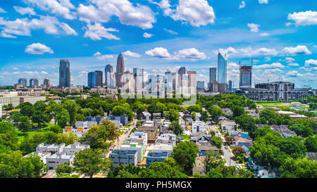 Antenna fuco del centro cittadino di Charlotte, North Carolina, NC, Stati Uniti d'America Skyline. Foto Stock