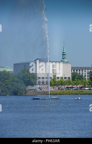 Hamburger Kunsthalle, Alsterfontaene, Binnenalster, Amburgo, Deutschland Foto Stock