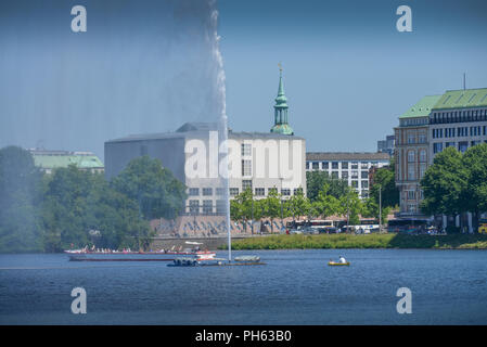 Hamburger Kunsthalle, Alsterfontaene, Binnenalster, Amburgo, Deutschland Foto Stock