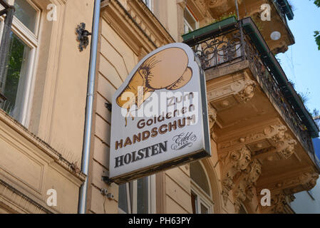 Kneipe "Zum goldenen Handschuh', Hamburger Berg, St. Pauli, Amburgo, Deutschland Foto Stock