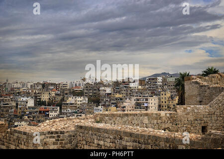 Un panorama della città di Tripoli a Nord del Libano. Foto Stock