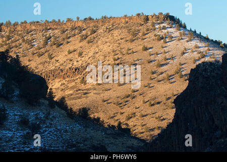 Gola da Camino Rock Trail, Crooked selvatica e Scenic River, inferiore Crooked River National paese indietro Byway, quartiere Prineville Bureau of Land Mana Foto Stock