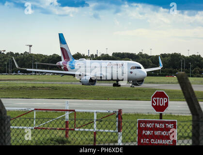 Aeroporto di Dublino gli sbarchi e partenze. Foto Stock