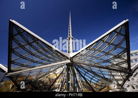 Luce di arresto rampa Reinoldi Chiesa, Dortmund, Germania Foto Stock