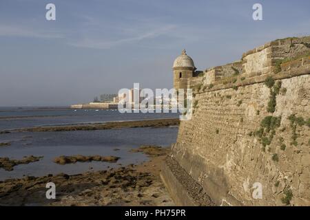 Fortezza Castillo de San Sebastián in Cádiz Foto Stock