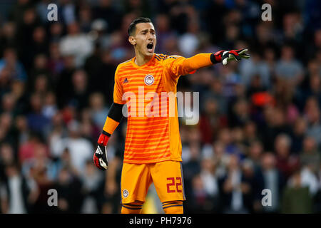 Burnley, Regno Unito. Il 30 agosto 2018. Andreas Gianniotis di Olympiakos durante la UEFA Europa League Play-Off Round seconda gamba match tra Burnley e Olympiakos a Turf Moor il 30 agosto 2018 a Burnley, Inghilterra. Credito: Immagini di PHC/Alamy Live News Foto Stock