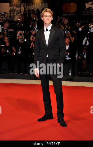 Venezia, Italia. Il 30 agosto, 2018. 75° Festival del Cinema di Venezia 2018, tappeto rosso pellicola '. Nella foto: Joe Alwyn Credit: Indipendente Agenzia fotografica/Alamy Live News Foto Stock